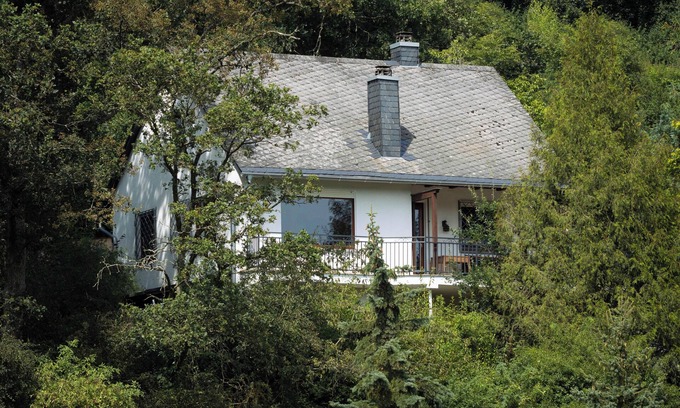 Ravengiersburg Apartment | Spacious vacation apartment in a fantastic location for nature lovers & those seeking relaxation