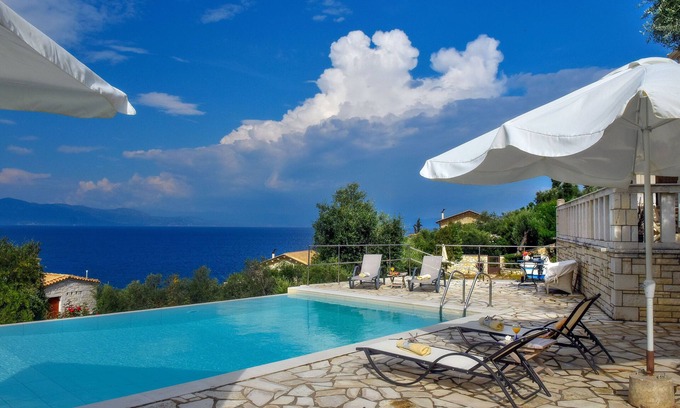 Gaios Villa | Spacious, villa Ionia directly the sea.