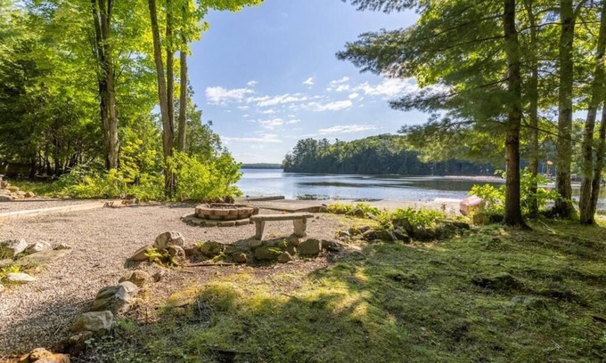 Central Frontenac Cottage | Spacious Year-Round Waterfront Cottage on Sharbot Lake