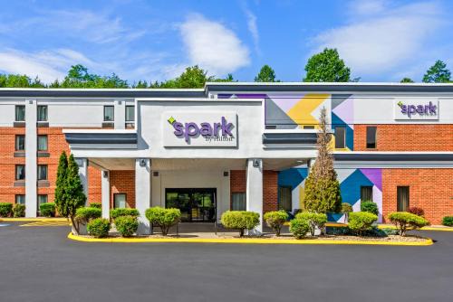 Timber Ridge Hotel | Spark by Hilton Lexington