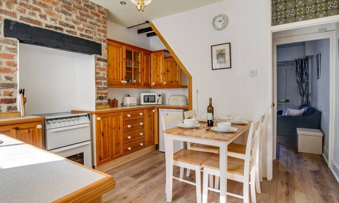 Swanage House | Sparrow Cottage in the beautiful Swanage