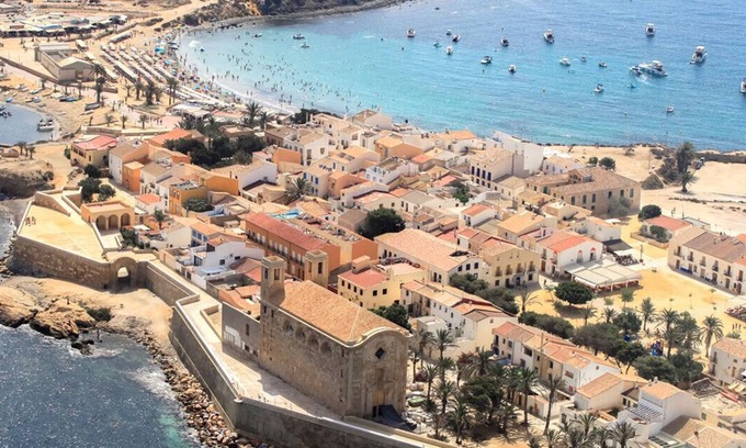 Nueva Tabarca House | Spectacular apartment on the Island of Tabarca