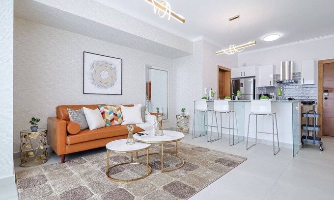 Lope De Vega Apartment | Spectacular, Centric 1BR Apt, King Bed, Pool Gym, Beautiful Social Area Near All