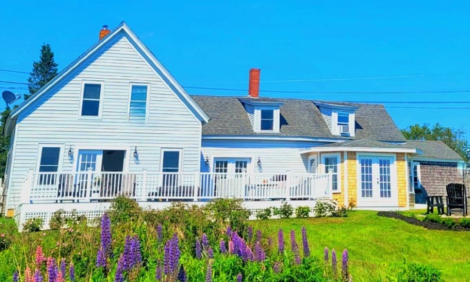 Corea House | Spectacular Corea Harborside house minutes to Acadia National Park Schoodic Entry