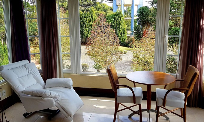 Canela Apartment | Spectacular Flat in Mountain Villa - Lage de Pedra
