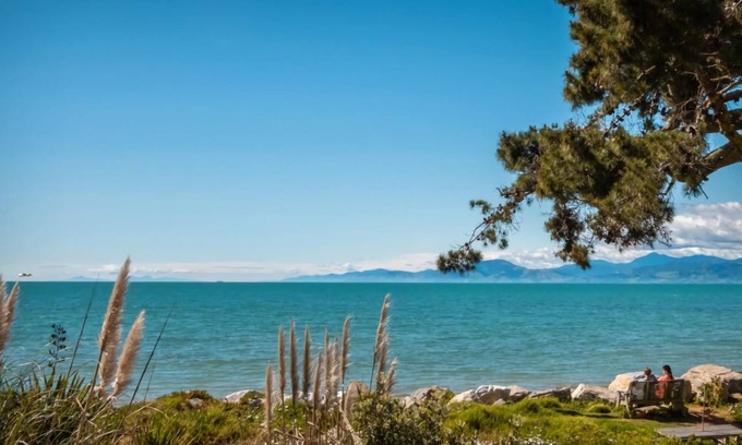 Ruby Bay House | Spectacular Ocean View with a Kiwi Vibe
