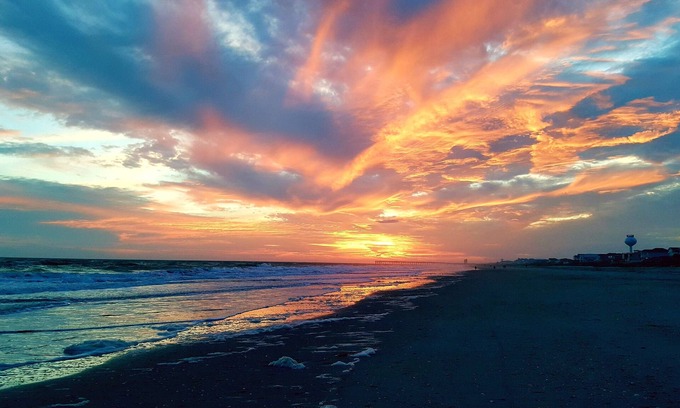 Ocean Isle Beach Condo | Spectacular Sunset Views from this Top/3rd floor condo, 2 bed/2 bath
