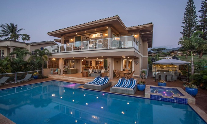 Kaanapali House | Spectacular Sunset and Ocean Views with Pool & Hotbub near Kaanapali Beach