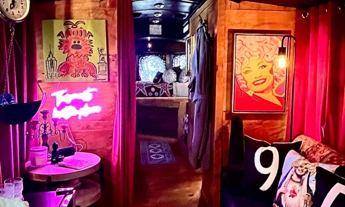 Doyle House | Spend an evening w Trolley Parton! #LOVE #TNStateParks #OutdoorMovieNights#Rest
