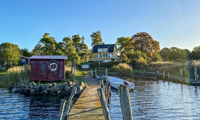 Nattraby House | Spend your relaxing vacation near the Almö nature reserve in this beautiful house by the sea in Blek