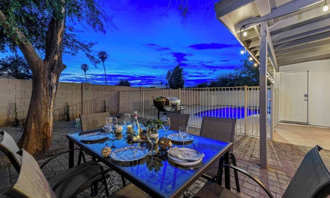 West Glen Community Association House | Splash in your private FREE heated pool!