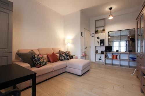 Corsico Apartment | Splendido Bilocale sul Naviglio Grande