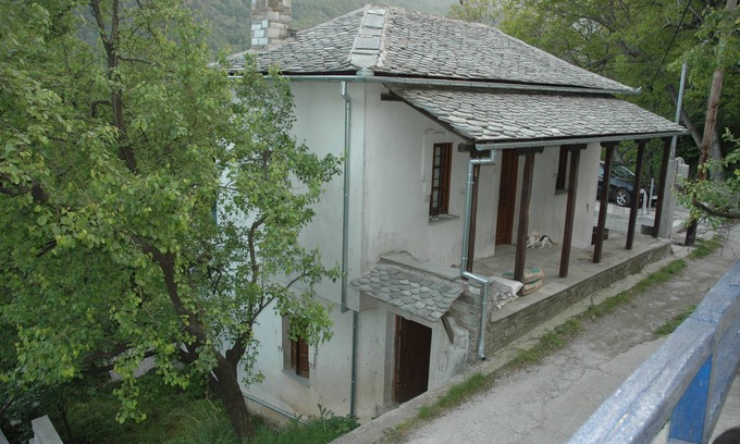 Kissos House | Split-level house in East Pelion