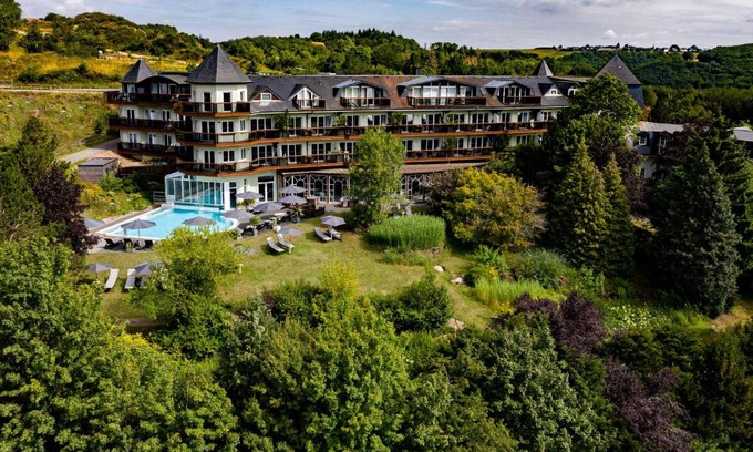 Luxembourg Ardennes Hotel | Sporthotel Leweck
