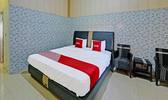 Cilacap Hotel | SPOT ON 91376 Hotel Bintang Flores