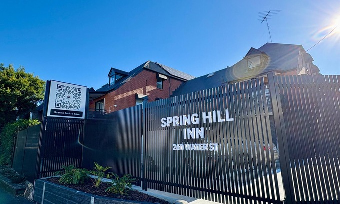 Spring Hill Hotel | Spring Hill Inn