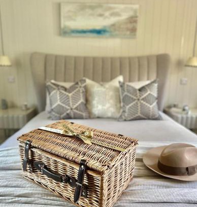 Thakeham House | Spring view