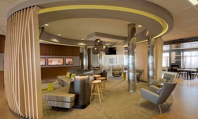 University Area Hotel | SpringHill Suites Anchorage University Lake