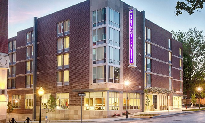 Bloomington Hotel | SpringHill Suites by Marriott Bloomington