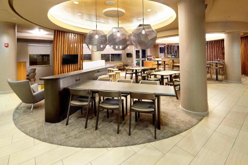 Waukegan Hotel | SpringHill Suites by Marriott Chicago Waukegan/Gurnee