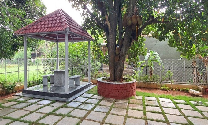 Meenakunte Villa | SS Lumina Villa is located in Jade Garden, Bangalore surrounded with lush green.