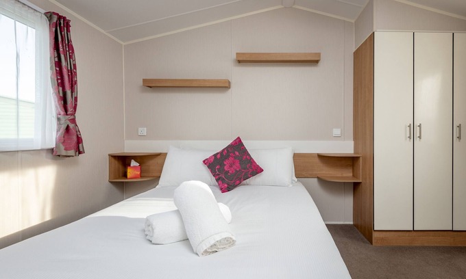 St. Andrews Ski Chalet | St Andrews Holiday Park | Kinkell Braes (No 10)