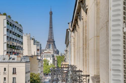 Quartier de Javel Apartment | St Charles 115 - Magnifique appartement avec vue Tour Eiffel