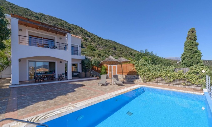 Agios Nikolaos Villa | St Nikolas View Villa with private pool