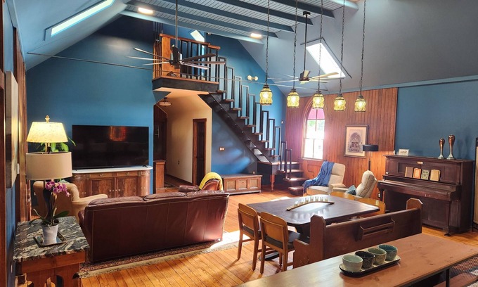 Harpers Ferry House | St. John's - Simply Divine, 4 BR, 2.5 Bath, Harpers Ferry
