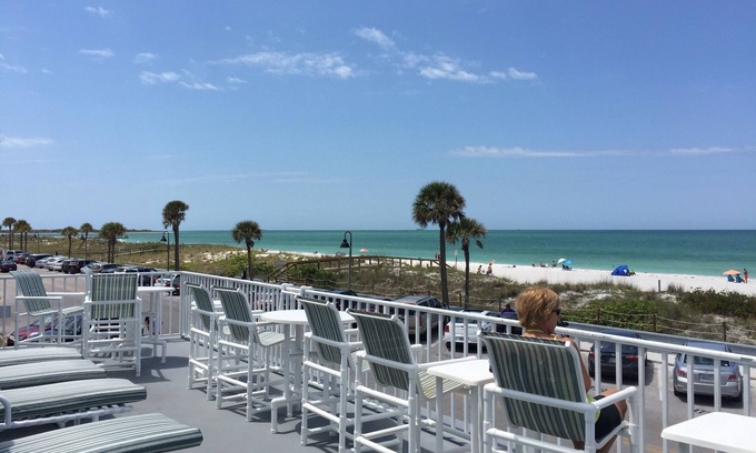 Pass-a-Grille Historic District Apartment | St. Pete Beach Pass-A-Grille studio right on the Gulf of Mexico.