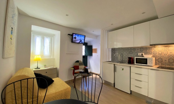 Alfama Apartment | Sta Clara House -Perfect For 2