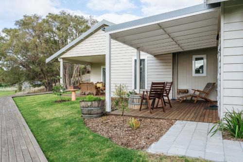 Robinson House | Stablebase