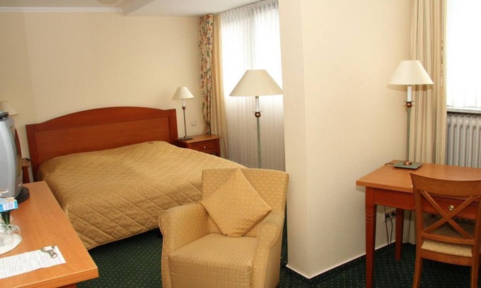 Waldbreitbach House | Standard Double Room - Hotel zur Post Waldbreitbach