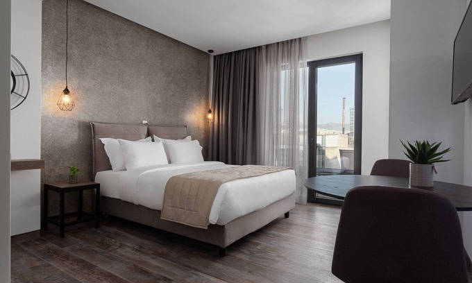 Gazi Apartment | Standard Double Room By Athenian Spirit