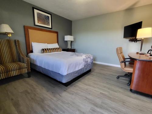 Barstow Hotel | Star Inn On Route 66, Barstow