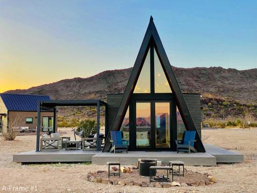 Study Butte-Terlingua Apartment | Stardust Big Bend Luxury A-Frame#1 with a fab view
