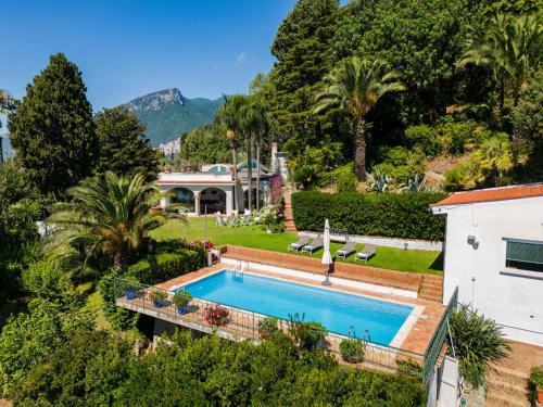 Vietri sul Mare Villa | Starhost - Villa il Poggio Amalfi Coast with pool, garden and terrace