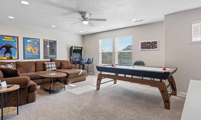 Star House | Stay and Play in Spacious House in Star!