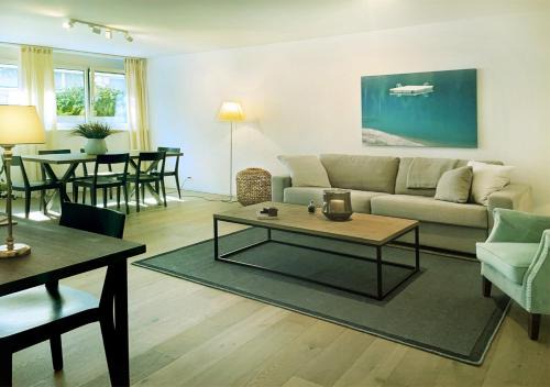 Muhlebach Apartment | Stay at Night - Moonlight