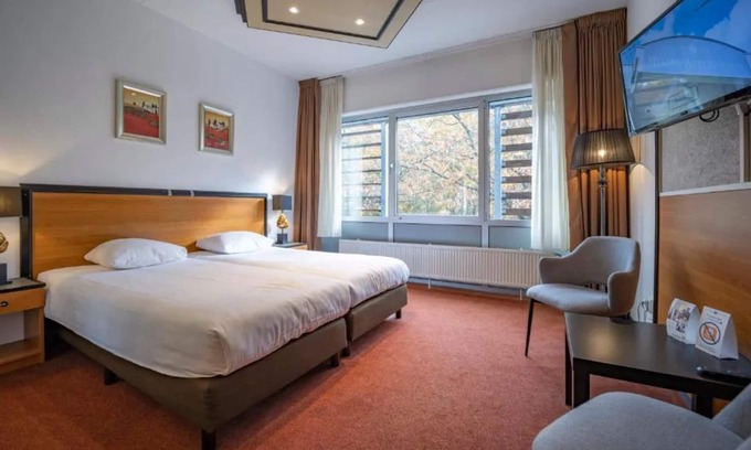 Apeldoorn House | Stay Close to Theater Orpheus with Free Parking and Access to Nature Trails