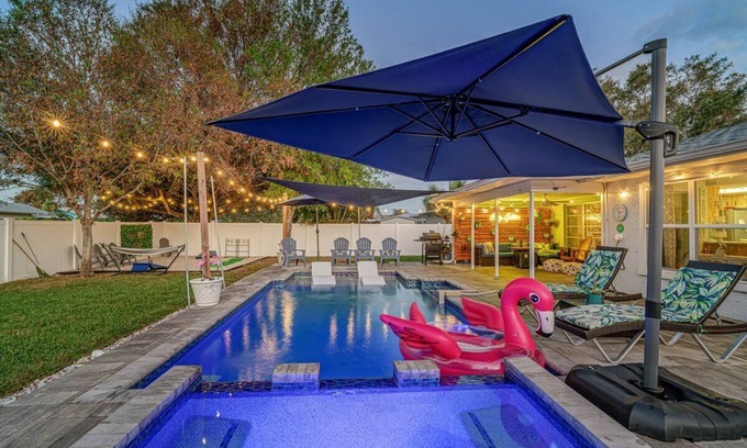 Port Charlotte - Charlotte Harbor House | Stay Golden: Heated Pool/Spa/Yard Games/Pets/BBQ/WD, Stay Golden: Heated Pool/Spa/Lawn Games/Pets