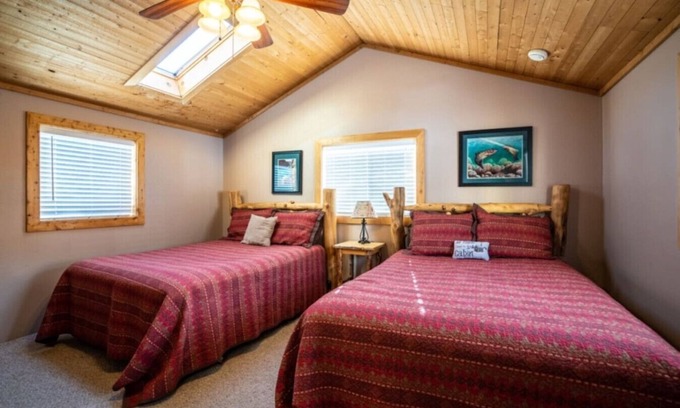 Pitkin Apartment | Stay in a historical mountain town!