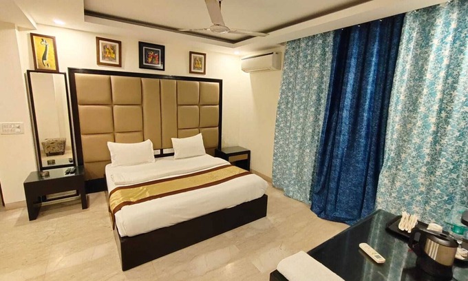 Greater Kailash I Bed & Breakfast | Stay N Move Residency nKailash Colony Metro Station,Greater Kailash1,Nehru Place