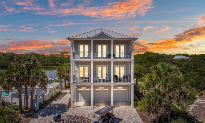 Dune Allen Beach House | Stay on 30A: Beachside Bliss, Beach Service ~ Gulf View ~ Pool