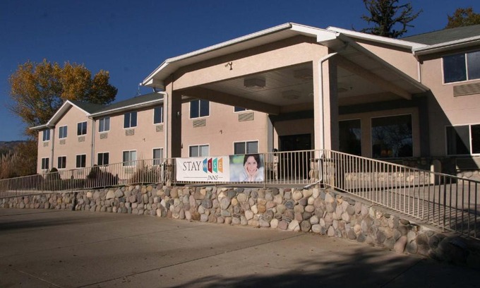 Cedaredge Hotel | Stay Wise Inn Cedaredge