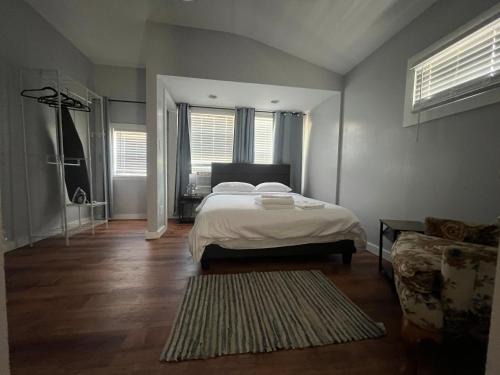 Cleveland House | Stay with Jay - Quinta Suite