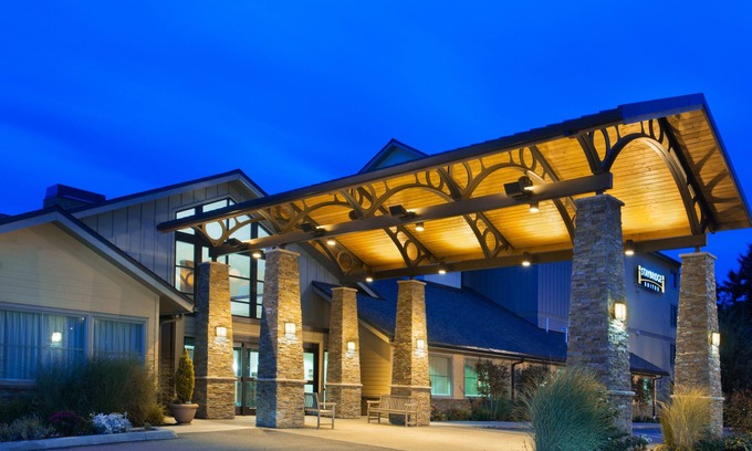 Mukilteo Hotel | Staybridge Suites Everett-Paine Field by IHG