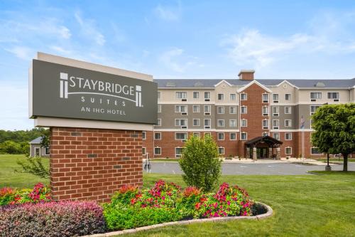 Harrisburg - Hershey Hotel | Staybridge Suites Harrisburg-Hershey by IHG