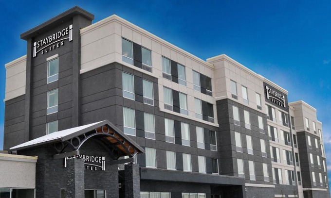 Red Deer Hotel | Staybridge Suites - Red Deer North by IHG