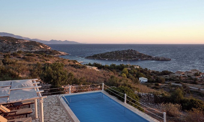 Varvara Villa | STONE BUILT LUXURY VILLA WITH PRIVATE POOL AND SEA VIEW